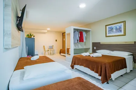 Valencia Hotel Natal Отели в г. Парнамирин