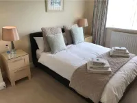 31 Queens Road