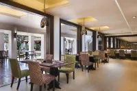 Sukhothai Heritage Resort - parking