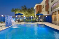 Holiday Inn Express & Suites Mission-Mcallen Area