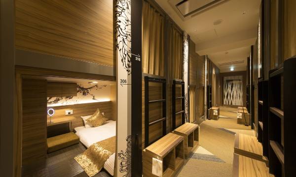 Shinsaibashi, Osaka: Hotel Cargo Shinsaibashi