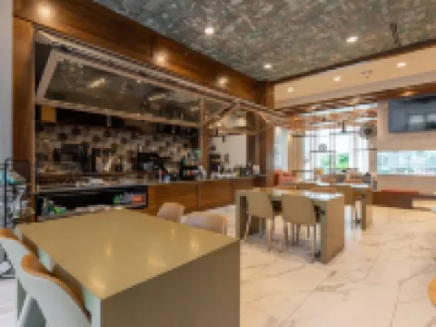 Delta Hotels by Marriott Raleigh-Durham at Research Triangle Park Hotels in Triangle