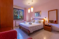 Villa Vacanze Paradiso - Oasi di Tranquillità Con Piscina e Giardino a 10 Min Dal Mare