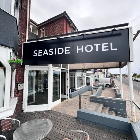 Sea Side Hotel