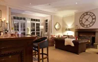 Longueville Manor
