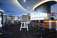 Platinum Hotel & Convention Hall Balikpapan - bar