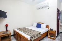 Hotel Rathnavel Towers Hotels in Pallavaram