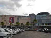 Apple 1 Hotel Queensbay - موقف سيارات