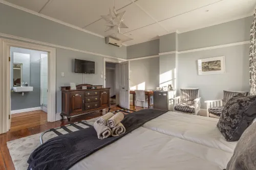 Bartholomew's Loft Hotels in Makana