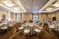 Sheraton Redding Hotel at the Sundial Bridge