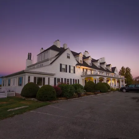The Lucerne Inn