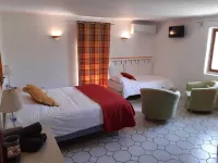 Le Vieux Platane Hôtels à : Tulette