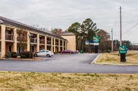 Quality Inn Kinston Hwy 70 Hotels in Kinston