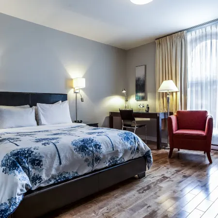 Auberge de La Fontaine Отели рядом с достопримечательностью «Олимпийский Стадион»