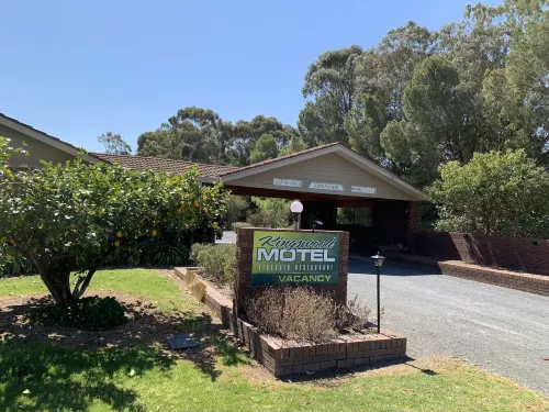 Kingswood Motel Hotels in Mywee