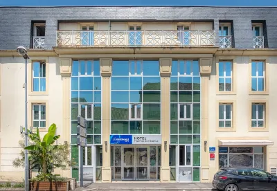 The Originals City Hôtel les Thermes de lAvenue Dax Hotels in Préchacq-les-Bains