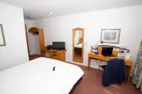 Ibis Cardiff Gate - International Business Park Hotels in Llanedeyrn