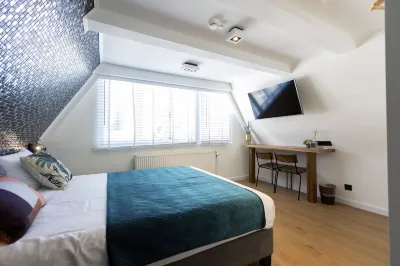 昆汀金熊飯店 阿姆斯特丹住宿飯店