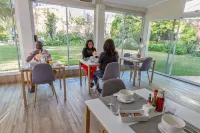 The Pecan Tree Guesthouse Hotels in Bryanston