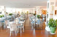Augusta Eco Wellness Resort 4 - SPA Access included - Aamiainen