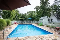 The Mimslyn Inn - Pools
