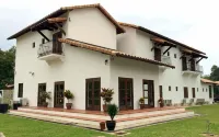 Casa Titik Hotels in Balok