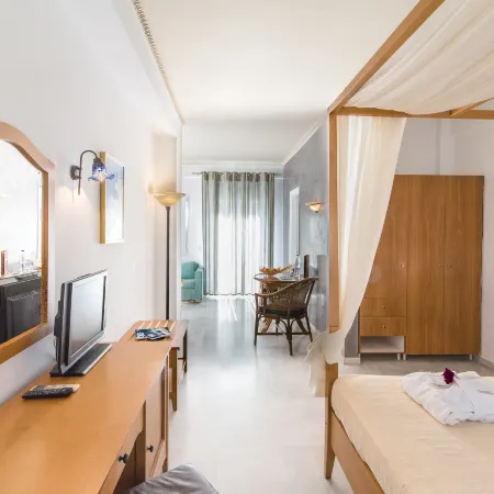Antinea Suites Hotel & Spa
