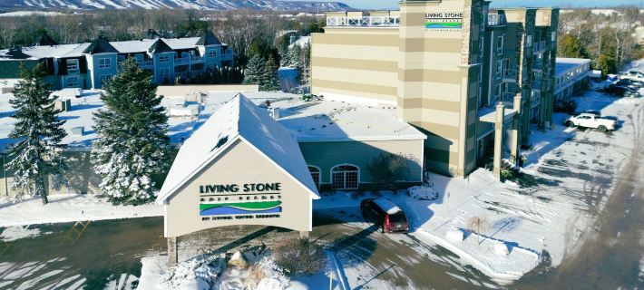 Living Stone Golf Resort Hotels in Simcoe County