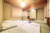 ラドン温泉ホテル 湯ーとぴあ 竜王武道館周辺のホテル