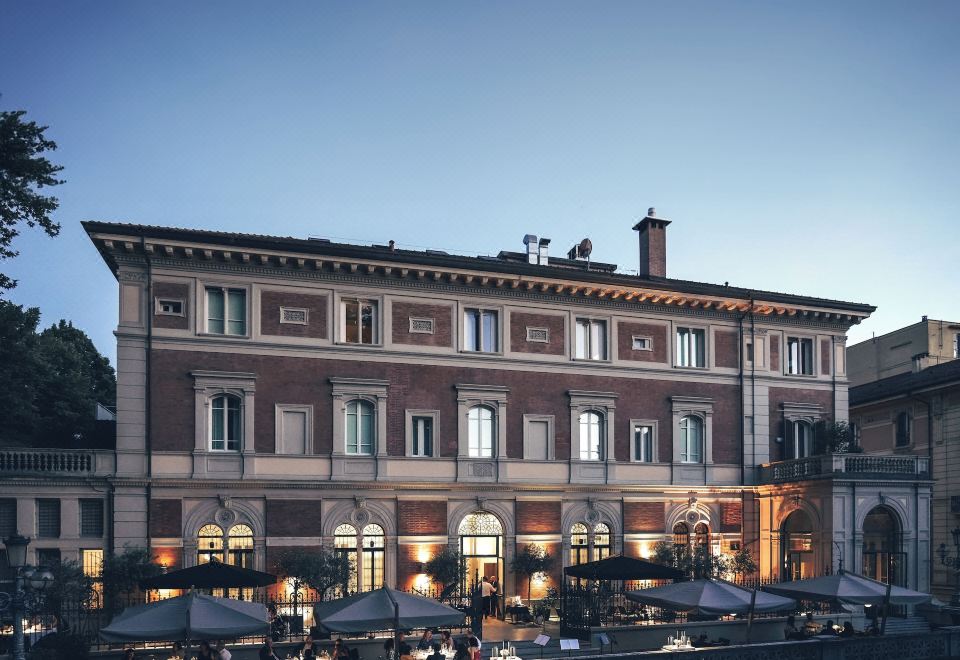 hotel overview picture