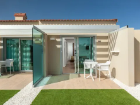 クマラ セレノア、ロペサン ホテルズ コマルカ・スールのホテル