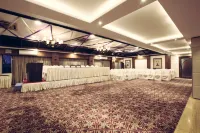 Freesia by Express Inn Hotels in Thane