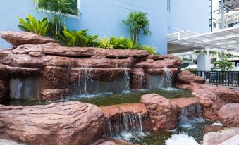 P Plus Hotel
