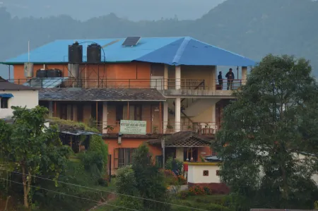 Mystique Highland Resort Отели рядом с достопримечательностью «Dhampus View Tower»