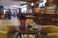 Dillon’s Hotel - С баром