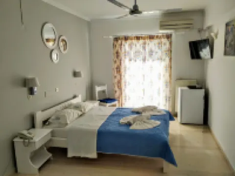 Avra Beach Hotel