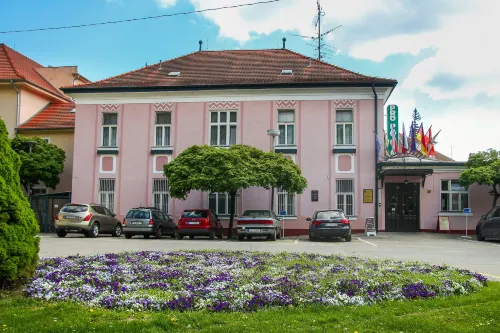 Ensana Pro Patria Hotels in Piestany