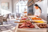 The Headland Hotel & Spa - breakfast