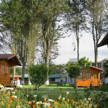 Hosteria Airport Garden