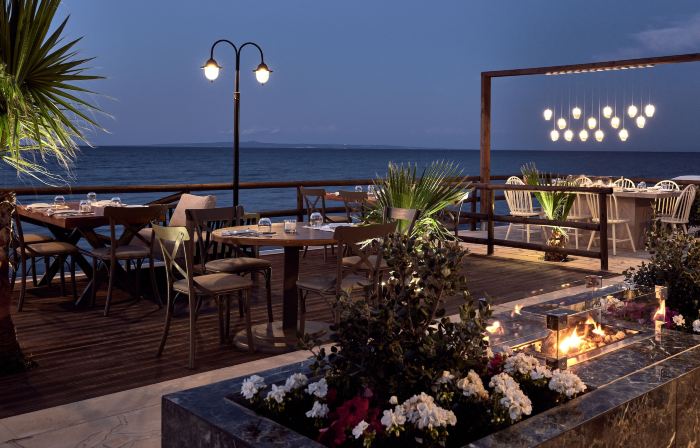 Windmill Bay Hotel