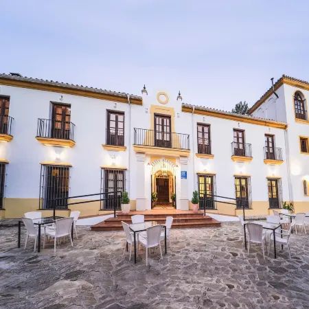 Hotel Humaina