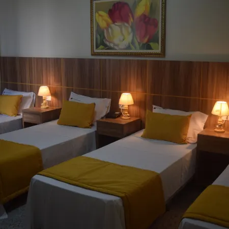 Hotel Diplomata Copacabana Отели рядом с достопримечательностью «Пляж Леме»