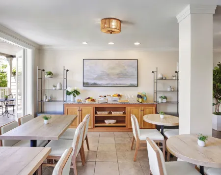 Inn at Sonoma, A Four Sisters Inn Отели в г. Эль Верано