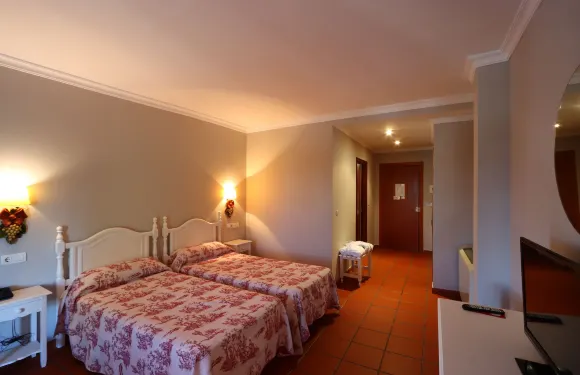 瓦瑞尼亞塞雷納 - 保尼阿瑞歐德阿蘭赫酒店