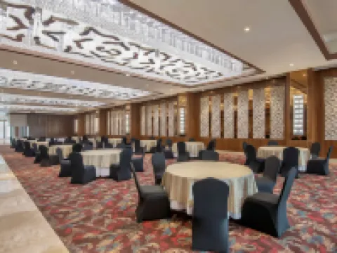 Radisson Blu Towers Kaushambi Delhi NCR Hotels in Ghaziabad