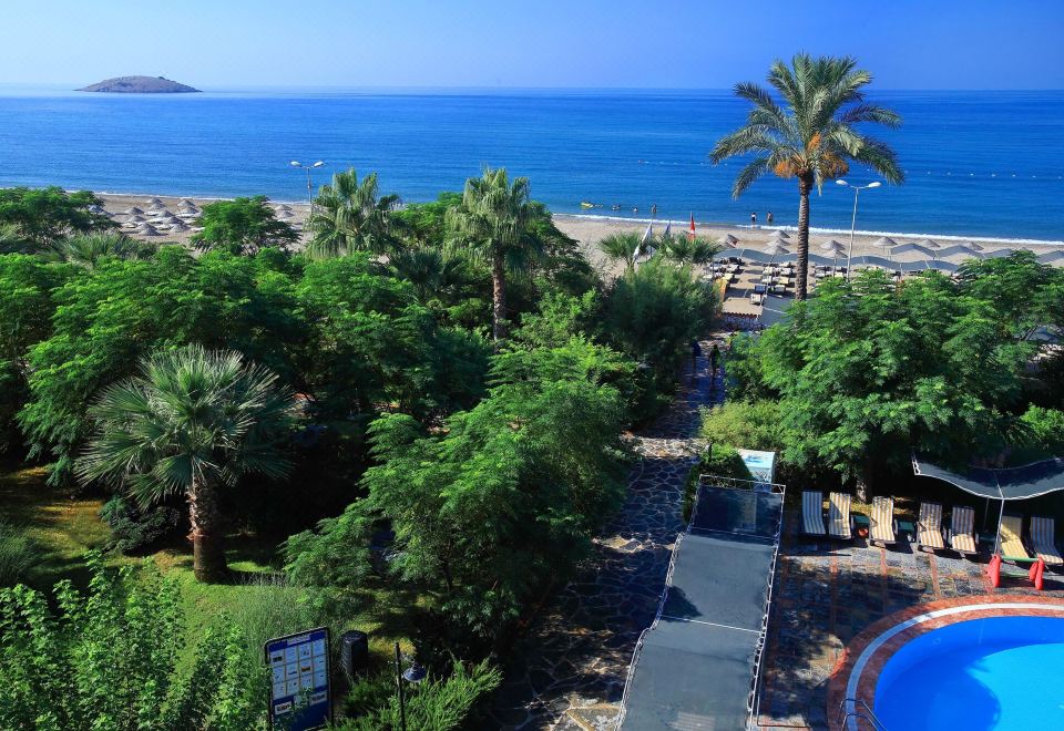 hotel overview picture