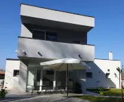 Crystal B&B - Homestays