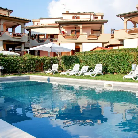 Follonica Apartments - Pool & Relax