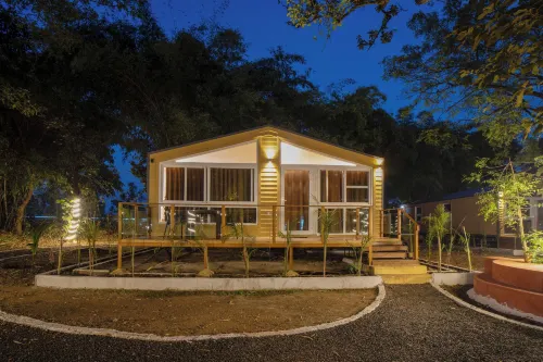 Treebo Premium Mowgli's Den, Pench Hotels in Kohka