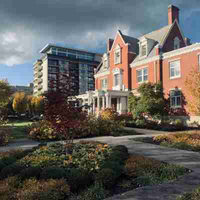 The Strathallan Rochester Hotel & Spa - a DoubleTree by Hilton Hotel Exterior